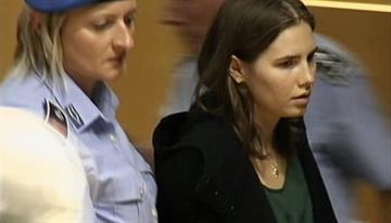 Tearful Amanda Knox says shes glad to have her life back