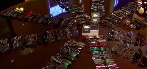 Woman collects hundreds of used eye glasses so others have chance to see clearly