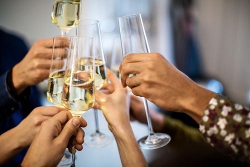 The world bought more champagne than ever last year - Erie News Now