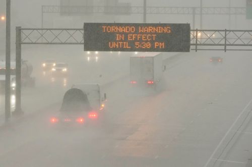 2 Killed as severe weather hits Florida Panhandle, with more strong storms possible Thursday along East Coast - Vimarsana News