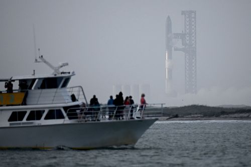 SpaceX's Starship rocket lifts off for inaugural test flight but explodes midair - Vimarsana News