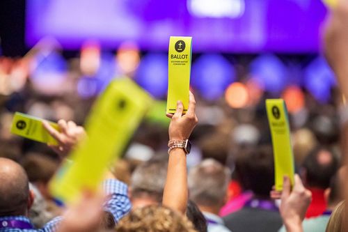 Southern Baptist Convention votes to uphold removal of Saddleback Church over women pastors after appeal by Rick Warren - Vimarsana News