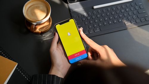 Snapchat+ gains 4 million paying subscribers in its first year - Vimarsana News