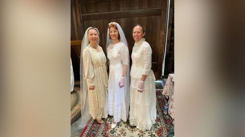 A wedding dress restorer brings new life to more than 150 years of history - Vimarsana News