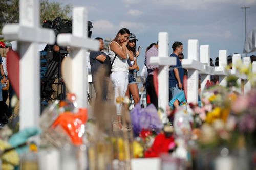 As sentencing hearing begins, son of man killed in El Paso Walmart shooting calls gunman an 'evil parasite' - Erie News Now - Vimarsana News