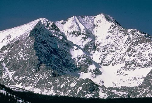 Free-solo climber dies after falling hundreds of feet from ridge in Colorado's Rocky Mountain National Park - Erie News Now - Vimarsana News