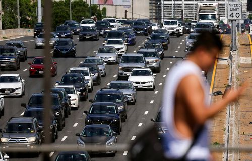 DOT proposes new car standards that would modestly raise fuel economy and push the sale of EVs - Vimarsana News