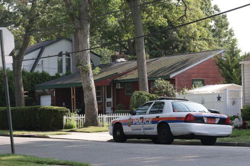 Wife of Gilgo Beach serial killings suspect and her attorney open up about the family's experience since Rex Heuermann's arrest - Erie News Now - Vimarsana News