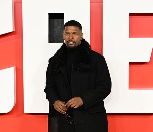 Jamie Foxx apologizes to the Jewish community for social media post - Vimarsana News