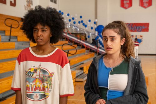 Meet the cast of the new dark comedy 'Bottoms' - Vimarsana News