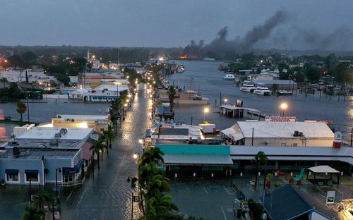 Deadly Idalia weakens to tropical storm but still threatens Georgia and Carolinas with flooding after pummeling parts of Florida - Vimarsana News