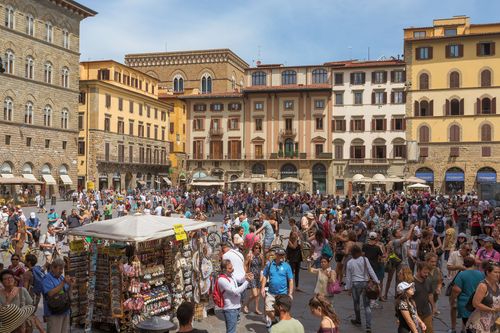 Italy's vacation hotspot wants to ban new Airbnbs - RIVER COUNTRY - Vimarsana News