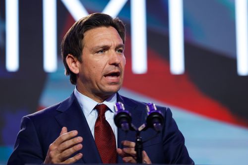 DeSantis unveils energy agenda while downplaying threats of climate change - Vimarsana News