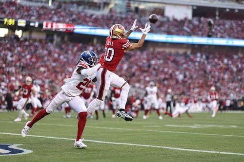 Christian McCaffrey, Deebo Samuel lead 49ers over Giants in home opener