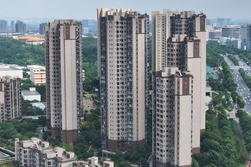 Evergrande says its chairman is suspected of crimes - Vimarsana News