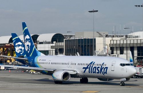 Pilots can lose their jobs for getting mental health care. Alaska Airlines incident brings renewed scrutiny - Vimarsana News