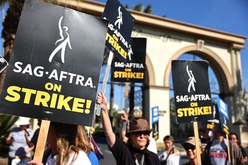 Striking actors say they have responded to Hollywood and TV studios' 'best and final offer' - Vimarsana News