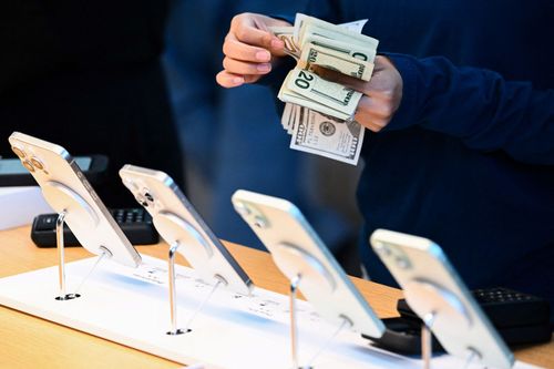 The US economy grew by 5.2% in the third quarter, even faster than previously estimated - Vimarsana News