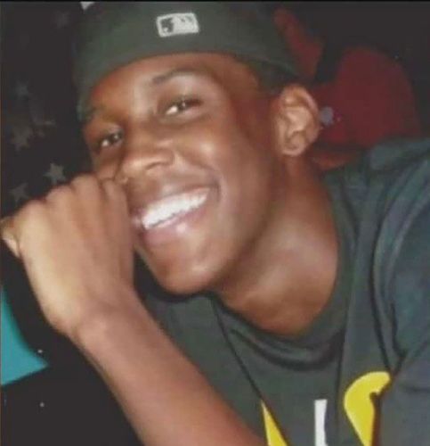 Chicago man who was wrongfully convicted based on testimony from blind witness freed after 12 years in prison - Vimarsana News