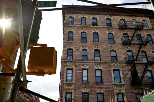 Half of US tenants can't afford to pay their rent. Here's what's ahead - Vimarsana News