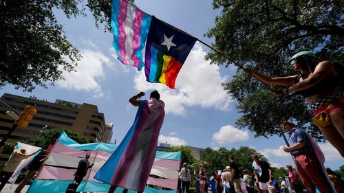 Texas Supreme Court hears oral arguments in challenge to ban on gender affirming care for youth - Vimarsana News