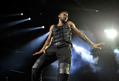 Usher's path to the Super Bowl: How the 'hearthrob of R&B' evolved over a 30-year career - Vimarsana News