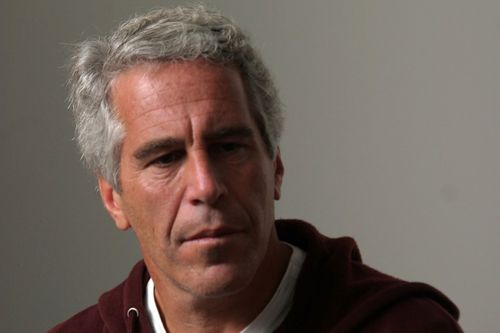 12 Women sue FBI over alleged failure to protect them from Jeffrey Epstein's sexual abuse - Vimarsana News