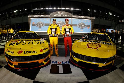 Daytona 500 postponed until Monday due to persistent rain - Vimarsana News