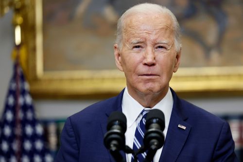 Biden receives annual physical at Walter Reed amid persistent age questions - Vimarsana News