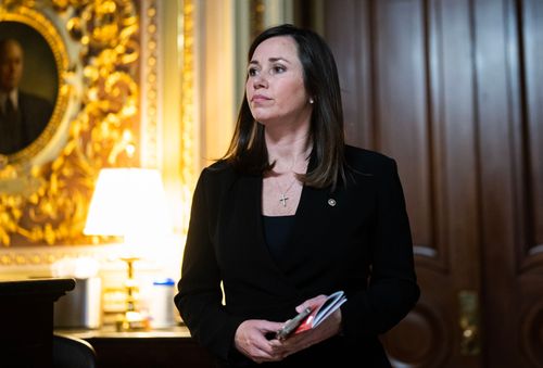 Sen. Katie Britt acknowledges anecdote used to criticize Biden's border policies didn't happen during his presidency - Vimarsana News