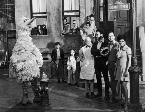 From mental health to inflation, when the cast of 'Sesame Street' speaks, adults still listen - Vimarsana News