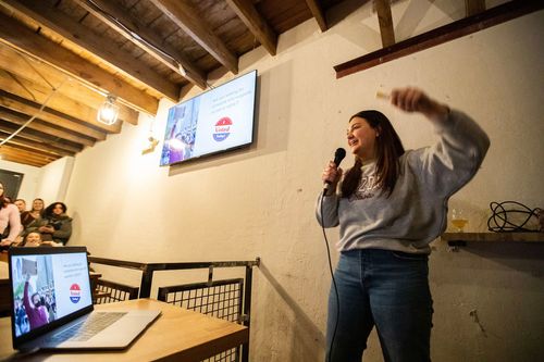 Why young people are throwing PowerPoint parties - Vimarsana News