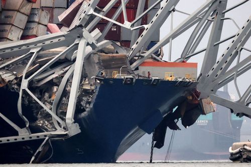 2 Bodies found in truck at site of Baltimore bridge collapse as investigators pause search for workers, police say - Vimarsana News