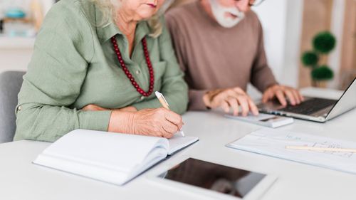 Retirement crisis looms as Americans struggle to save - Vimarsana News