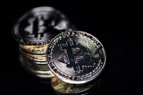 Made (or lost) money on bitcoin or other crypto last year? The IRS wants details - Vimarsana News