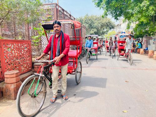 Sari shops and street food stalls: How e-payments have taken over India - Vimarsana News