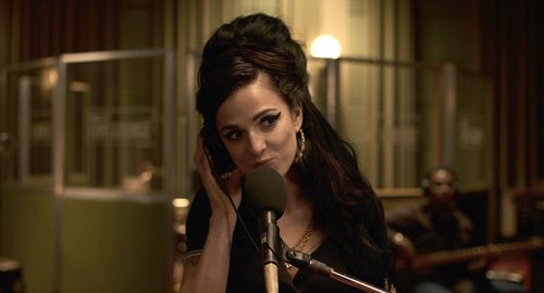 In 'Back to Black,' Marisa Abela's fierce take on Amy Winehouse is the best reason to go, go, go - Vimarsana News