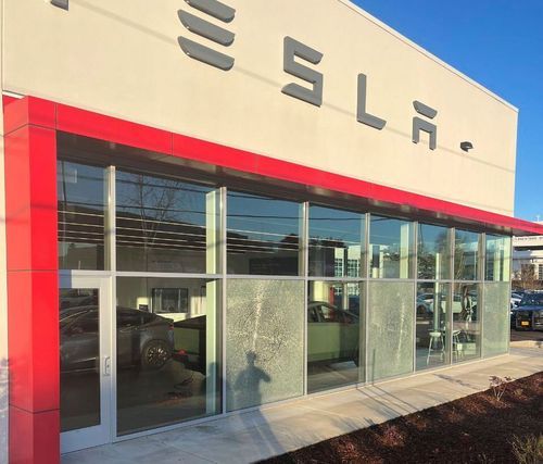 Tesla faces vandalism and protests amid backlash against Elon Mu - METRO -  NEWS CHANNEL NEBRASKA