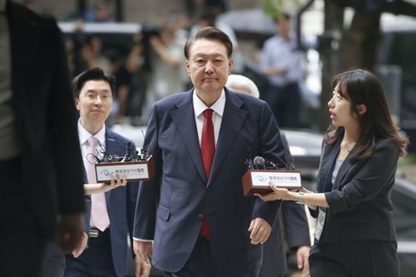 Investigation into Former President Yoon and Security Officials Expands